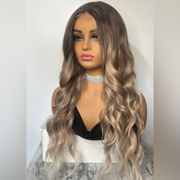 Other - Invisible Lace  front Closure Balayage Blonde Wig 26 Inch long - Realistic